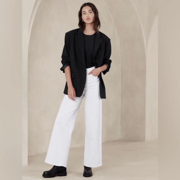 Banana Republic White Flare & Wide Leg Jeans - Picture 2 of 3